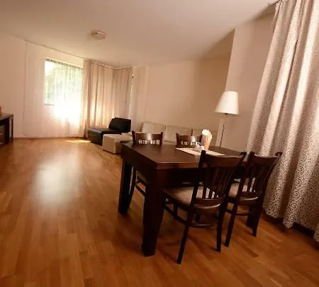 Апартаменты Pravets Resort Apartments Правец