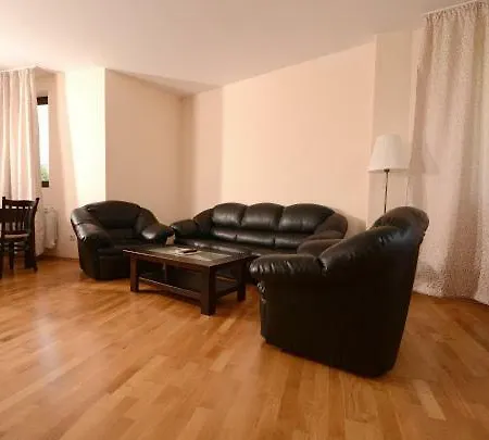 Pravets Resort Apartments דירה