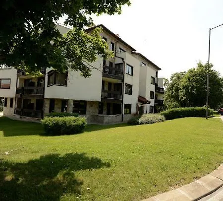 Апартаменты Pravets Resort Apartments *